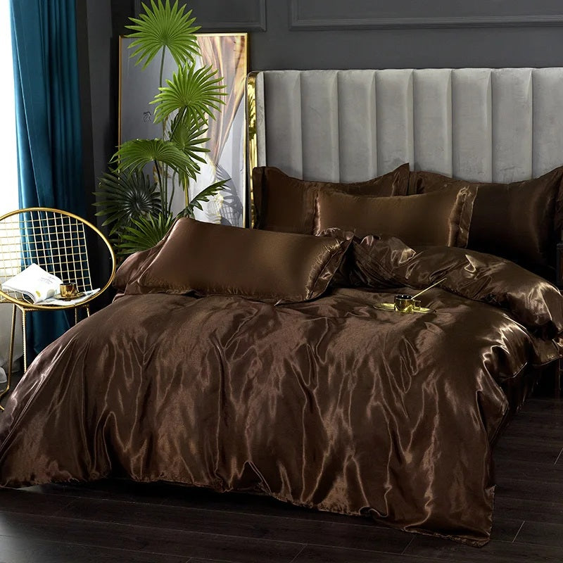 Luxurious Silk Bedding Set (4 pcs)