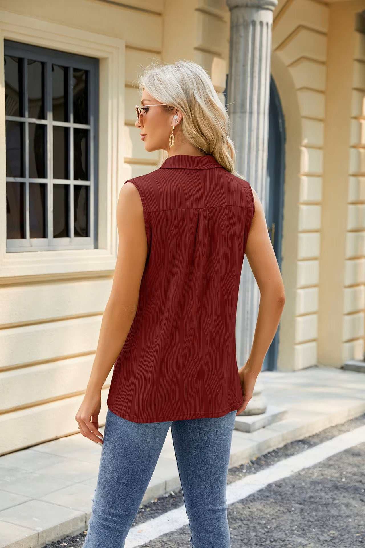 Women's Loose Sleeveless Blouse for Summer